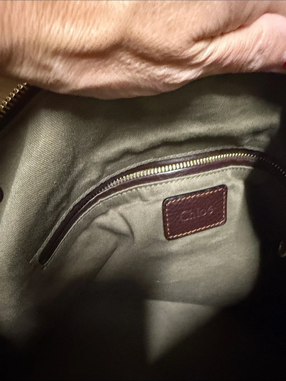 Chloe soft pebbled
